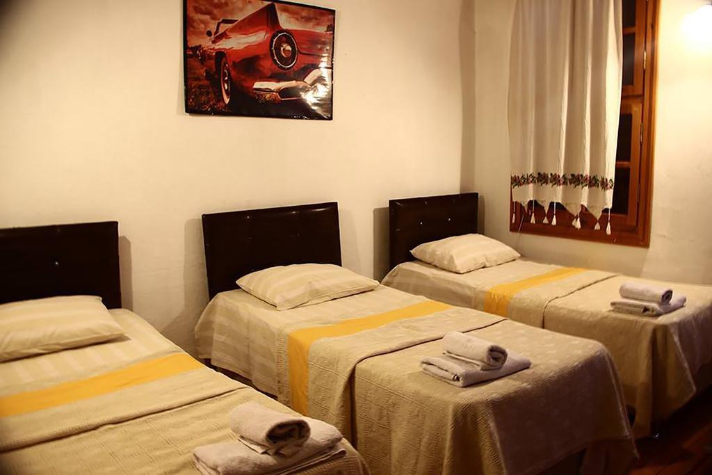 Ayfada Cafe & Pension Ayvalı Pokoj fotografie